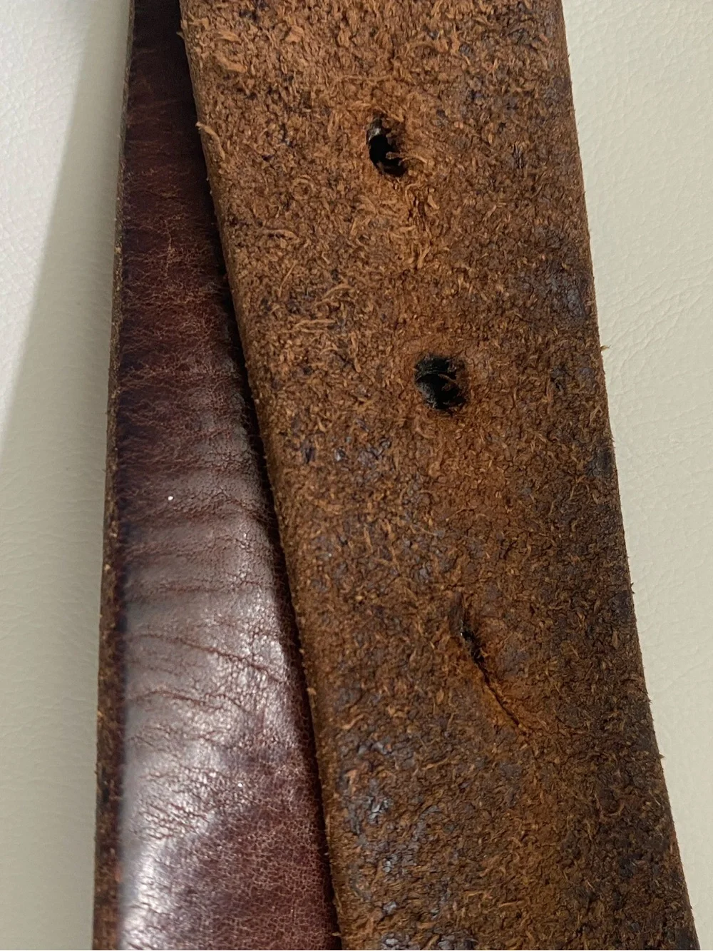 Fossil Vintage Distressed Dark Brown Genuine Leather Belt Silver Buckle 46”L